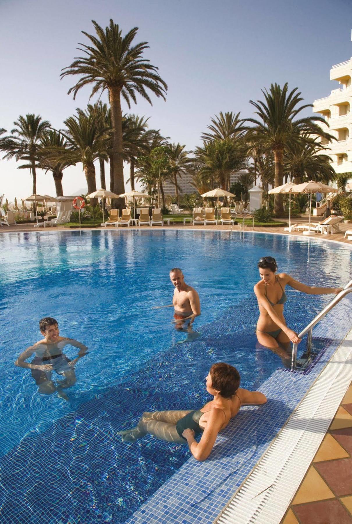 Riu Palace Tres Islas Коральео Экстерьер фото