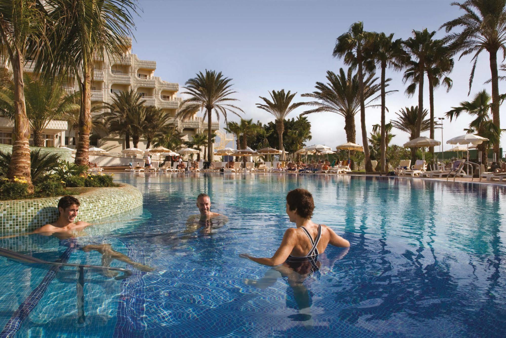 Riu Palace Tres Islas Коральео Экстерьер фото
